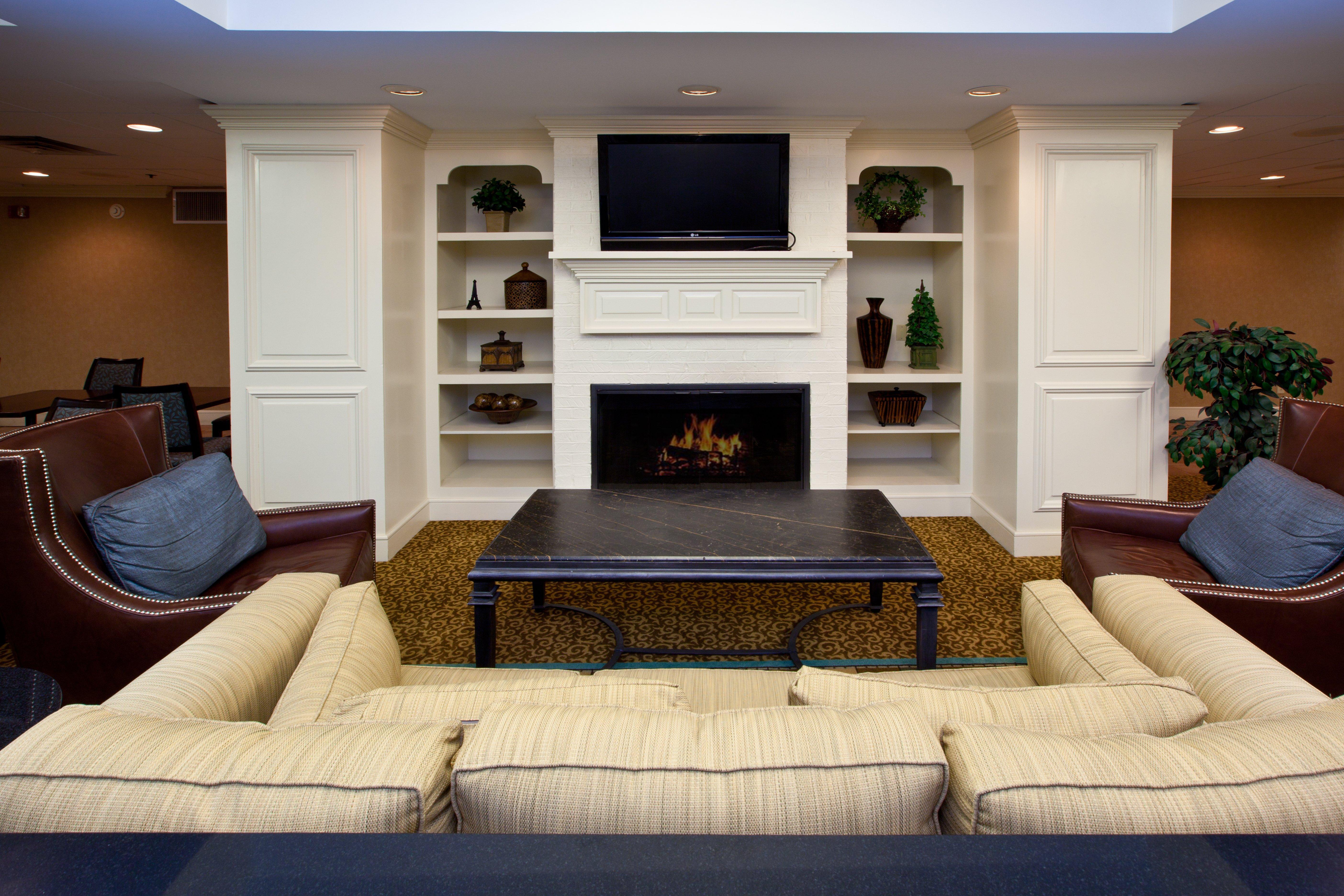 Holiday Inn Express Indianapolis Airport By Ihg Plainfield Buitenkant foto