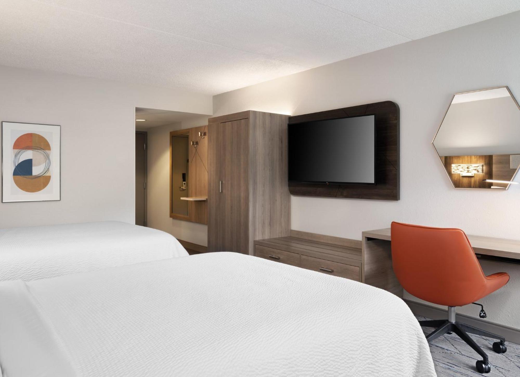 Holiday Inn Express Indianapolis Airport By Ihg Plainfield Buitenkant foto