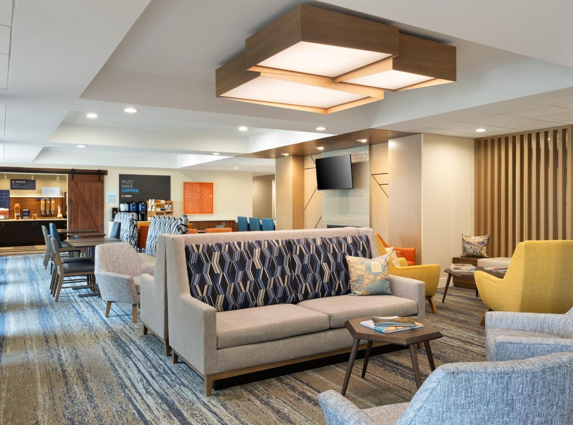 Holiday Inn Express Indianapolis Airport By Ihg Plainfield Buitenkant foto